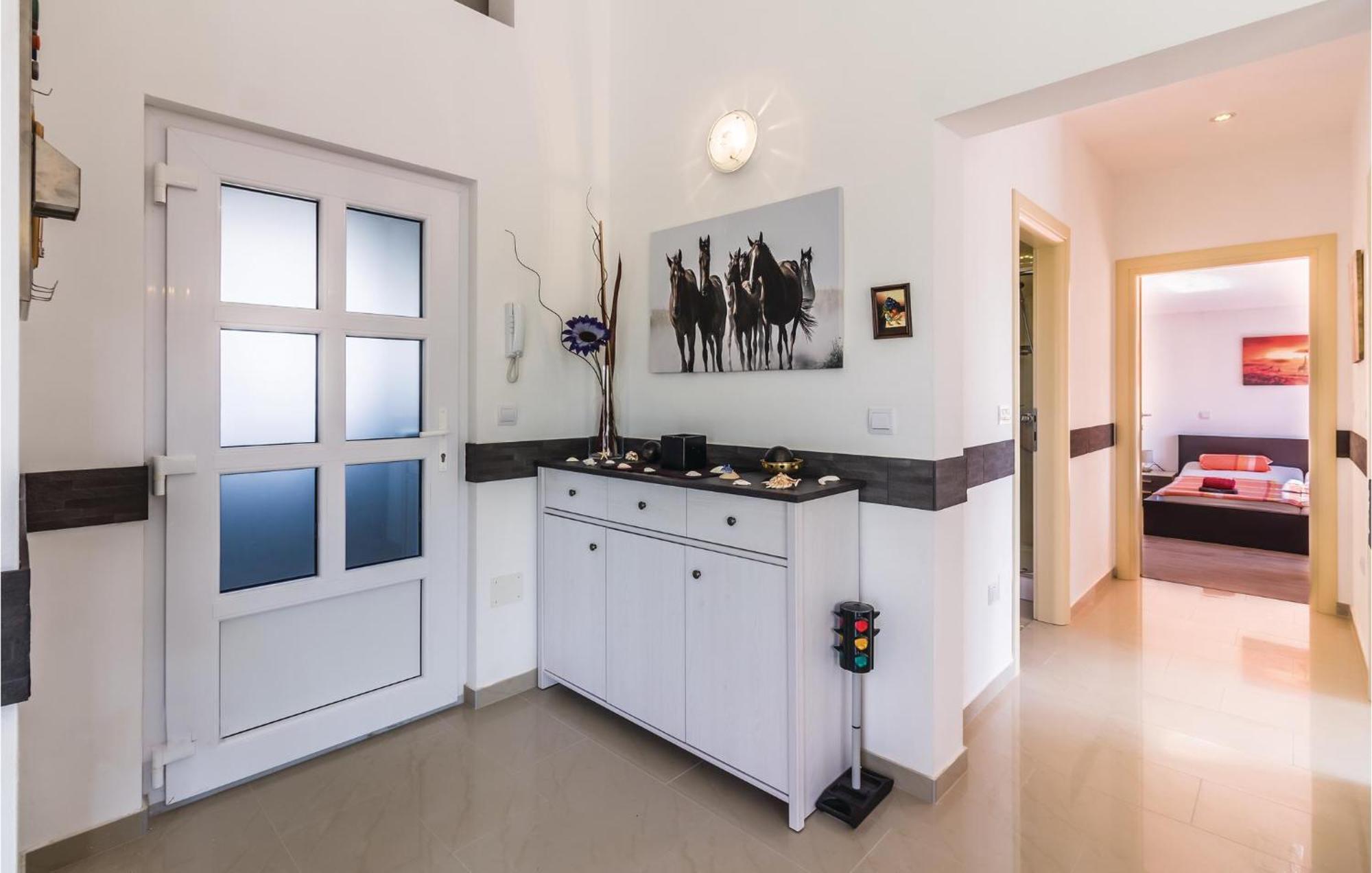 Stunning Apartment In Fazana With House Sea View Luaran gambar