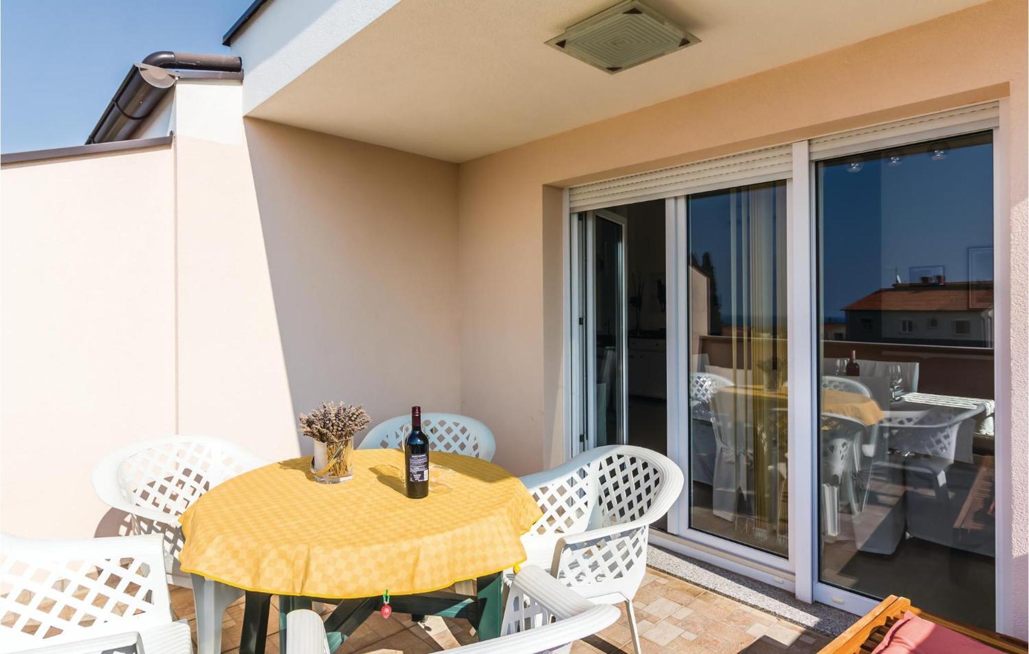 Stunning Apartment In Fazana With House Sea View Luaran gambar