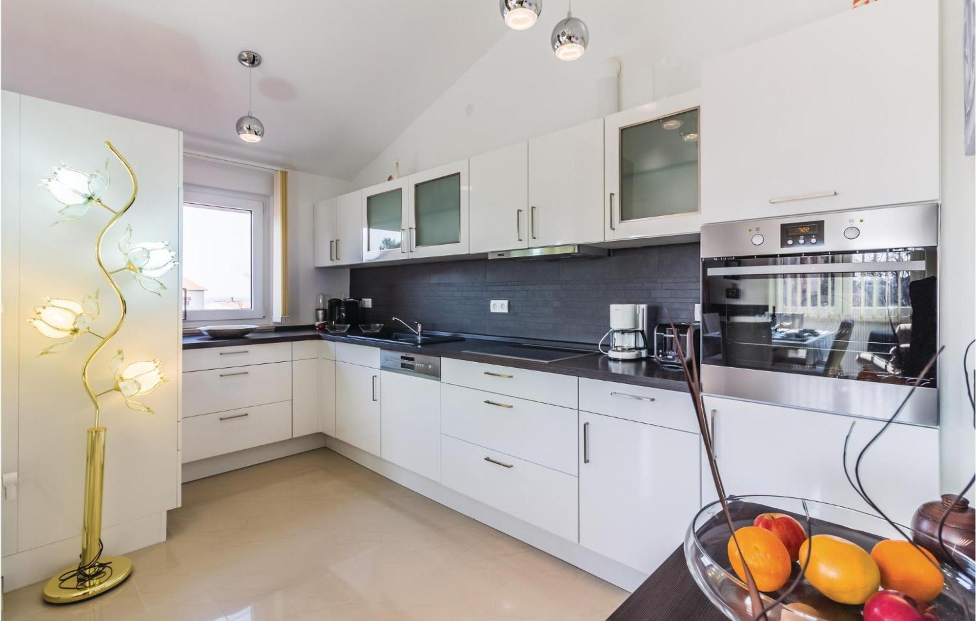 Stunning Apartment In Fazana With House Sea View Luaran gambar
